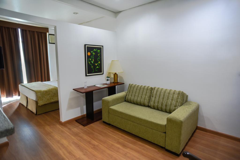 Podium Apart Hotel Varginha  Zimmer foto